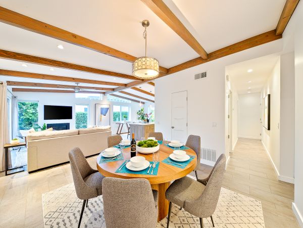 San Diego Beach Communities North Home 1028527