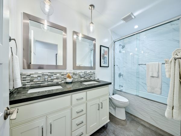 San Diego Beach Communities North Home 1028527