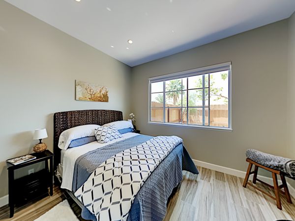 San Diego Beach Communities North Home 1028528