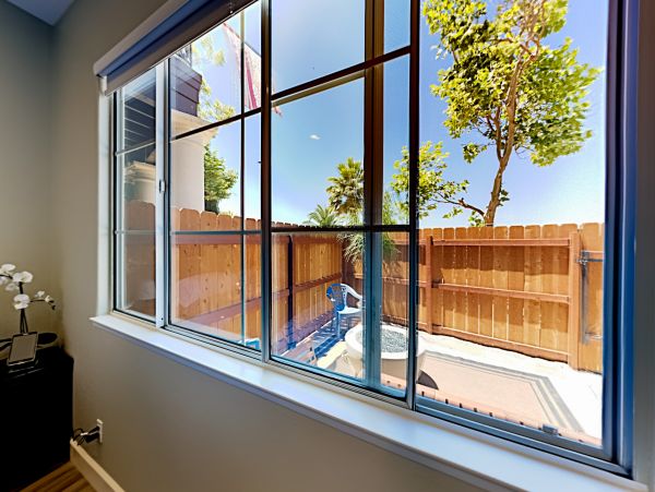 San Diego Beach Communities North Home 1028528