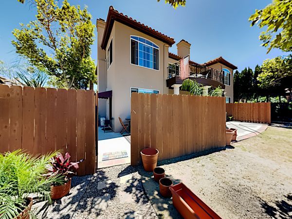 San Diego Beach Communities North Home 1028528