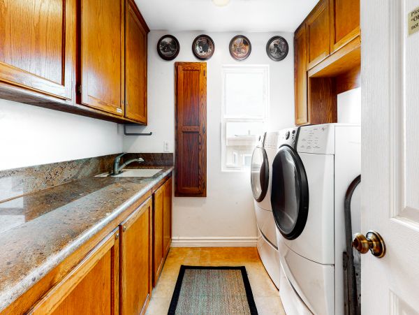 San Diego Beach Communities North Home 1028531