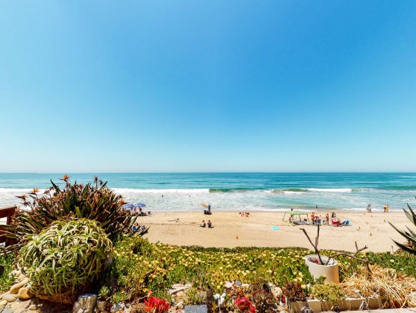 San Diego Beach Communities North Home 1028532