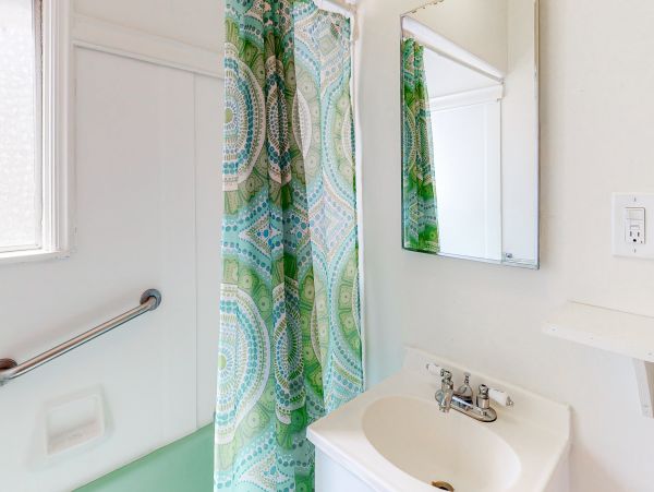 San Diego Beach Communities North Home 1028533