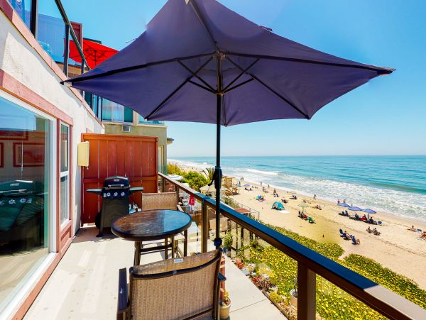 San Diego Beach Communities North Home 1028533