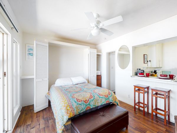 San Diego Beach Communities North Home 1028533