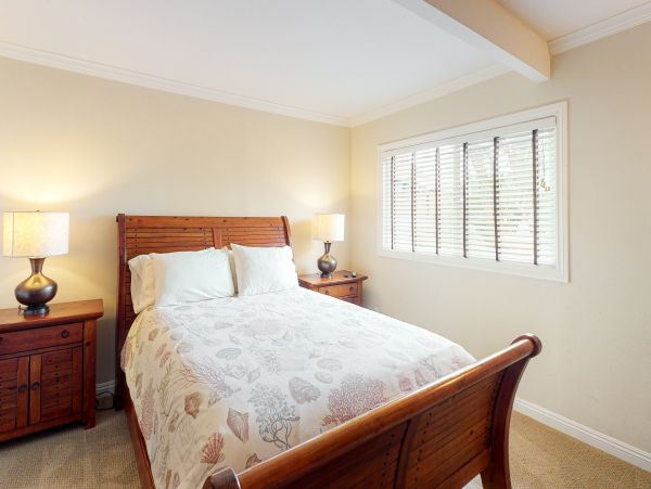 San Diego Beach Communities North Home 1028534