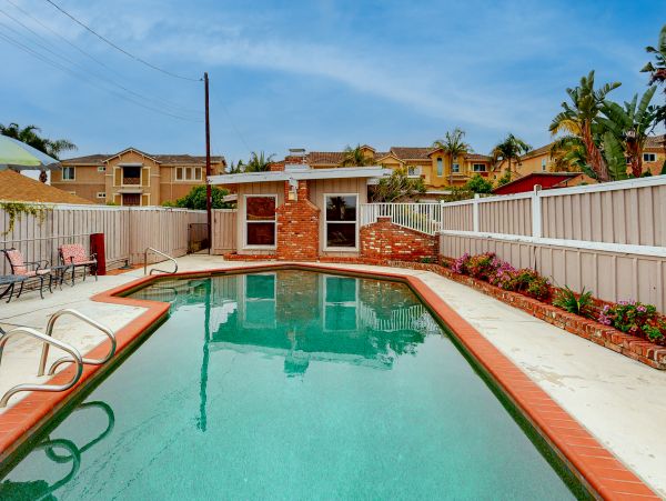 San Diego Beach Communities North Home 1028534