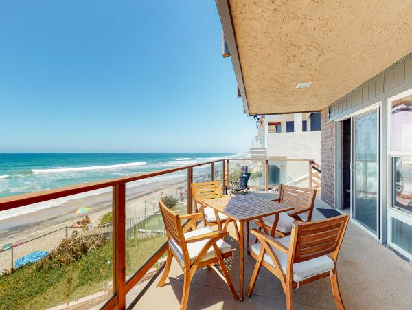 San Diego Beach Communities North Home 1028535