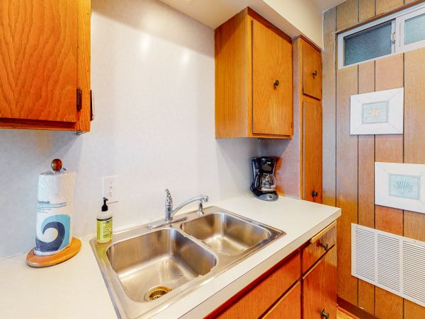 San Diego Beach Communities North Home 1028535