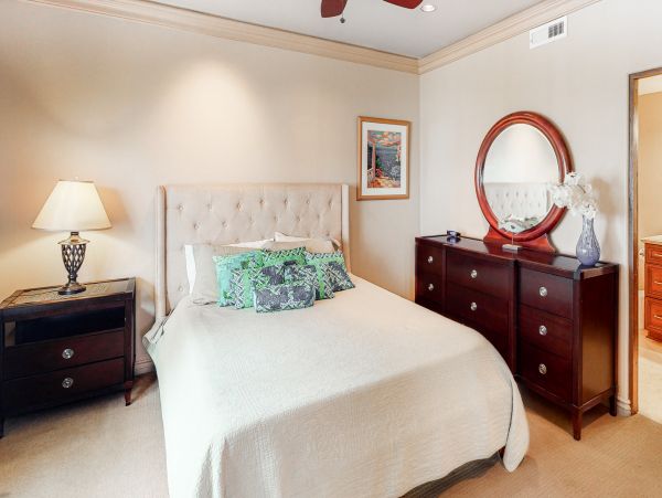 San Diego Beach Communities North Home 1028536