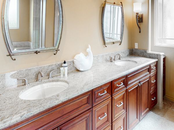 San Diego Beach Communities North Home 1028536
