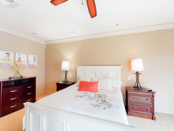 San Diego Beach Communities North Home 1028536