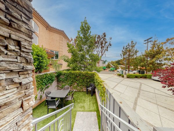 San Diego Beach Communities North Home 1028536