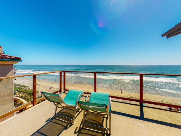 San Diego Beach Communities North Home 1028537