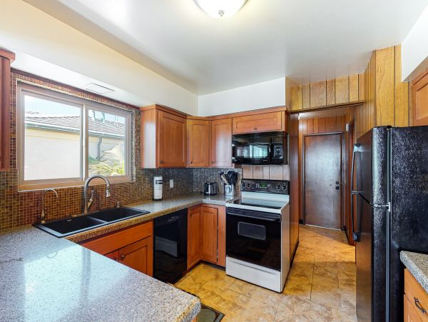 San Diego Beach Communities North Home 1028537