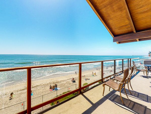San Diego Beach Communities North Home 1028537