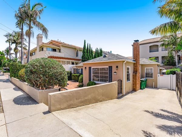 San Diego Beach Communities North Home 1028538