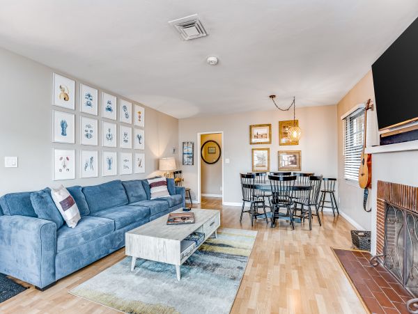 San Diego Beach Communities North Home 1028538