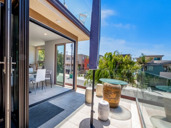 San Diego Beach Communities North Home 1028539