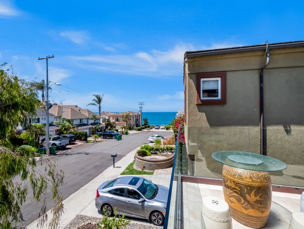 San Diego Beach Communities North Home 1028539