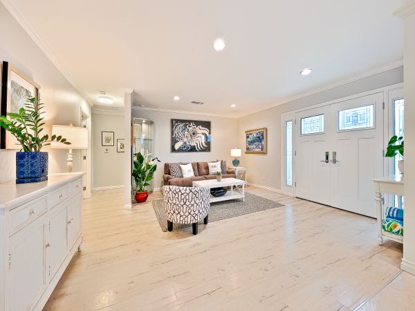 San Diego Beach Communities North Home 1028540