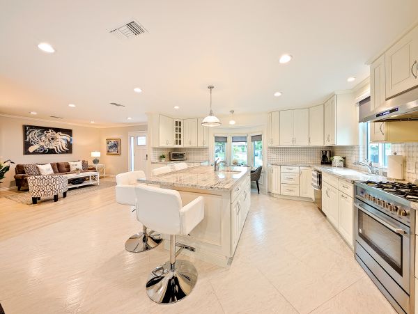 San Diego Beach Communities North Home 1028540