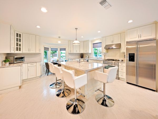 San Diego Beach Communities North Home 1028540