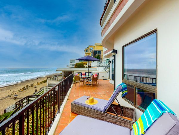 San Diego Beach Communities North Home 1028541