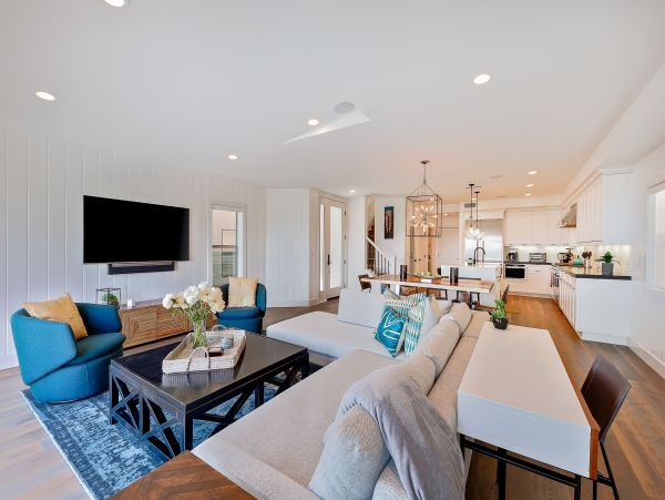 San Diego Beach Communities North Home 1028542