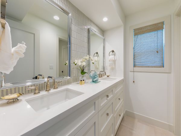 San Diego Beach Communities North Home 1028542