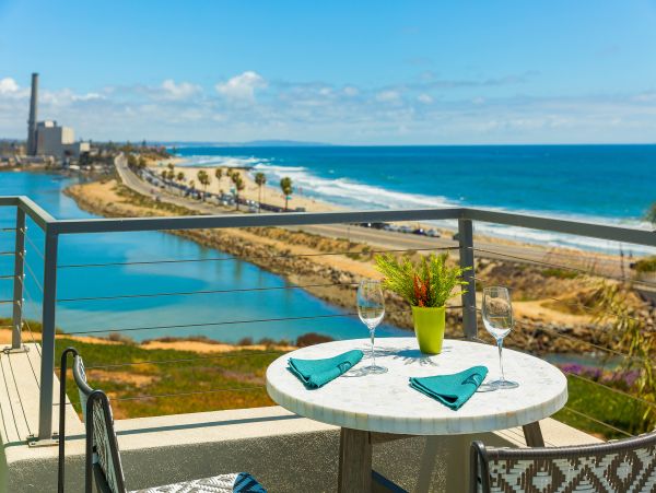 San Diego Beach Communities North Home 1028542