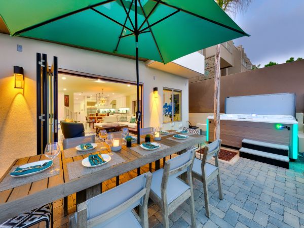 San Diego Beach Communities North Home 1028542