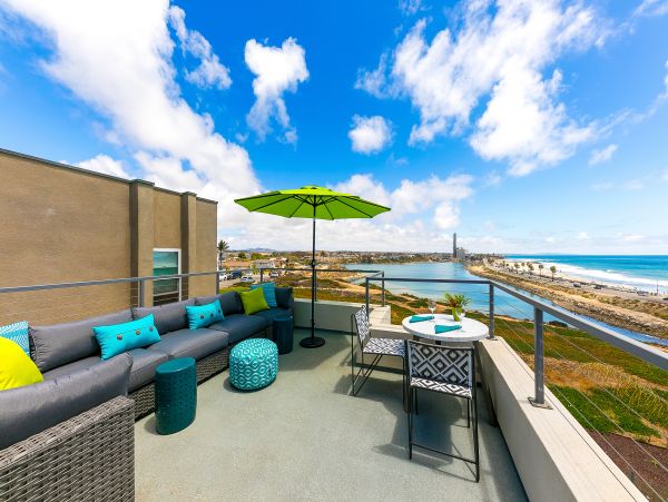 San Diego Beach Communities North Home 1028542