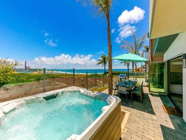 San Diego Beach Communities North Home 1028542
