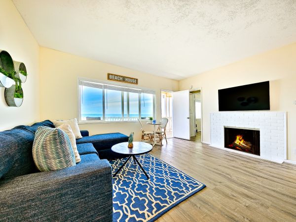 San Diego Beach Communities North Home 1028543