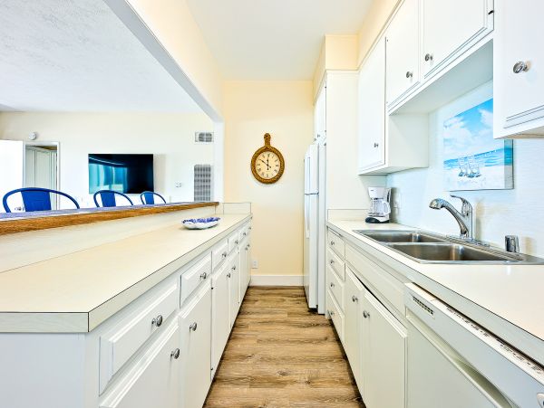 San Diego Beach Communities North Home 1028543