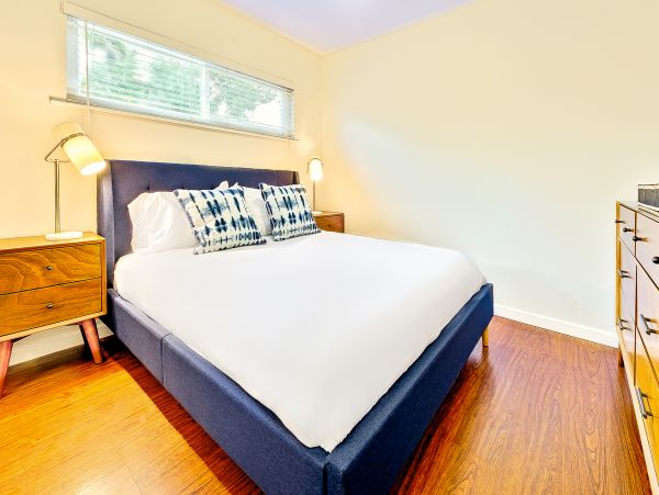 San Diego Beach Communities North Home 1028544