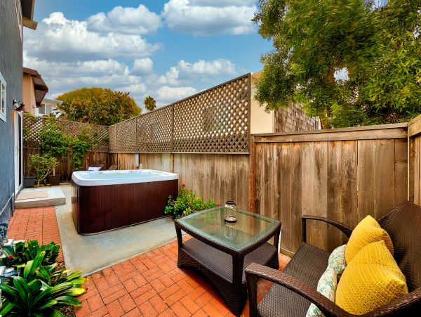 San Diego Beach Communities North Home 1028544