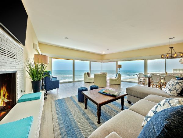 San Diego Beach Communities North Home 1028547