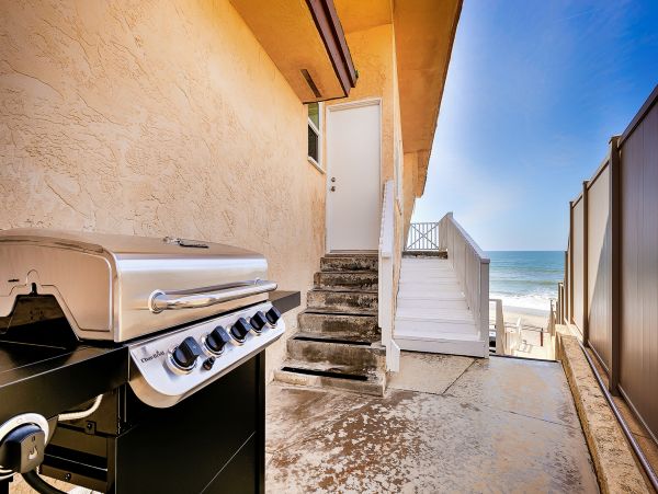 San Diego Beach Communities North Home 1028547