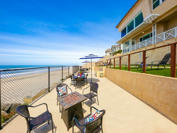 San Diego Beach Communities North Home 1028547