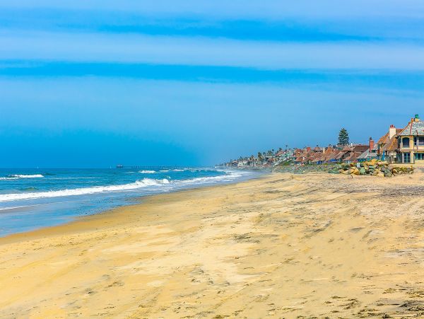 San Diego Beach Communities North Home 1028547