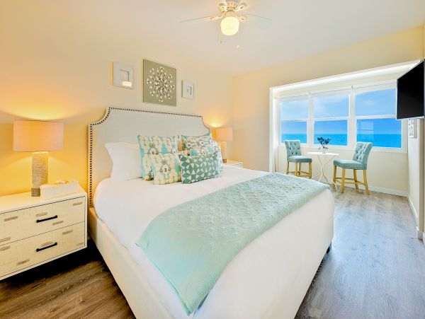 San Diego Beach Communities North Home 1028548