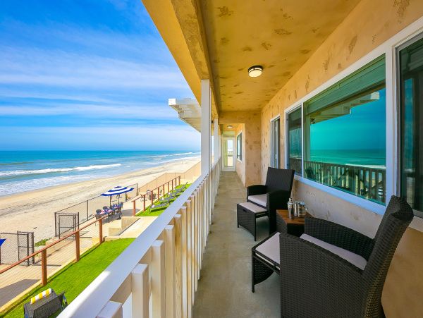 San Diego Beach Communities North Home 1028548