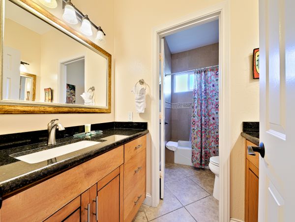 San Diego Beach Communities North Home 1028549