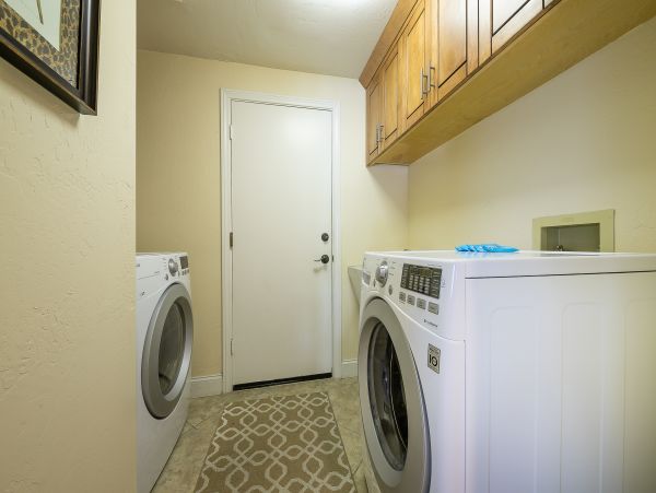 San Diego Beach Communities North Home 1028549