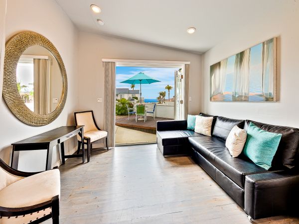 San Diego Beach Communities North Home 1028550