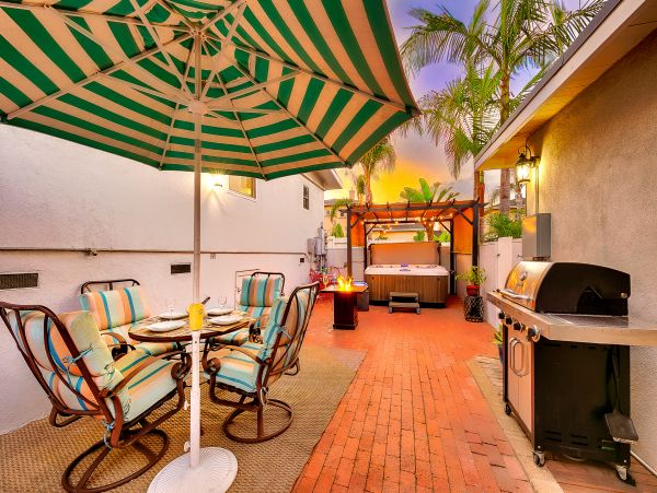 San Diego Beach Communities North Home 1028550