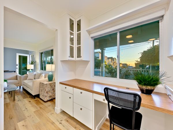 San Diego Beach Communities North Home 1028552